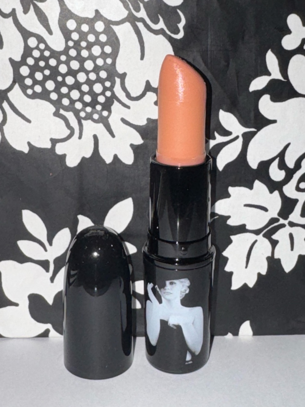 Mac Pure Zen lipstick